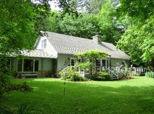 326 Mistletoe Ln, Sylva, NC 28779