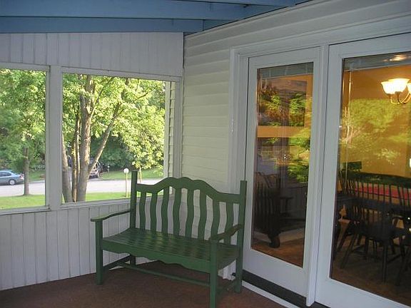 2nd image of 500 N Crater Lake Dr