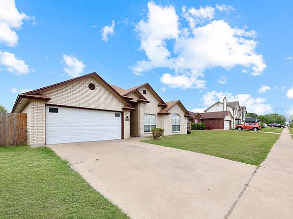 2nd image of 3611 Dorothy Jane Dr