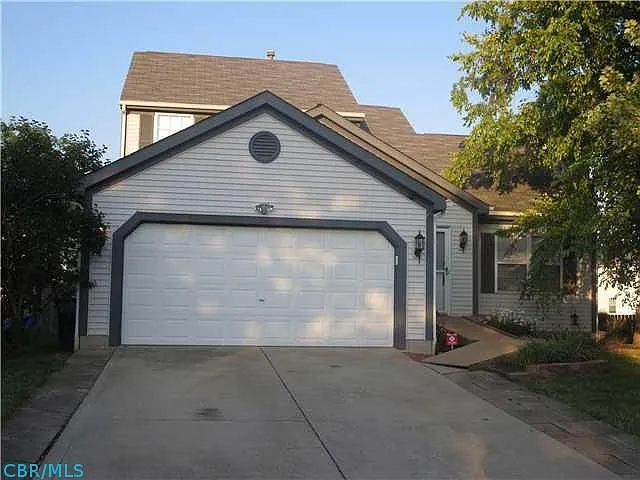 9084 Holquest Dr photo 1