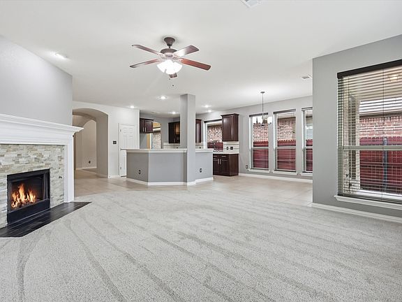 4th image of 217 Cox Dr