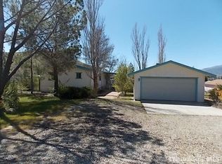 1370 Arabian Dr, Tehachapi, CA 93561
