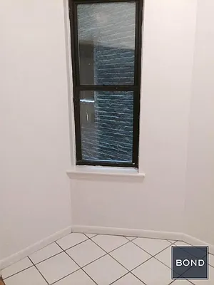 Rented by Bond New York | media 16