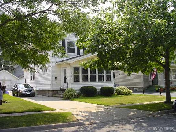 2nd image of 137 Argonne Dr