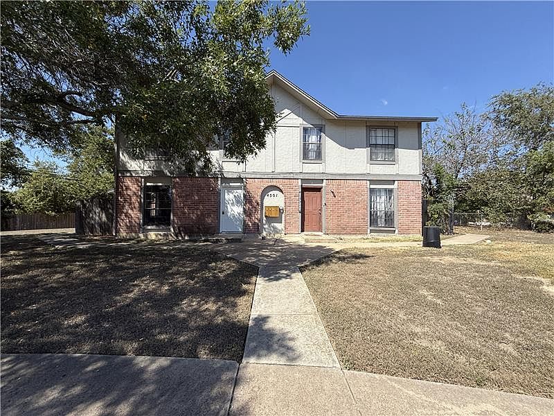 1st image of 4501 Hunt Cir APT A
