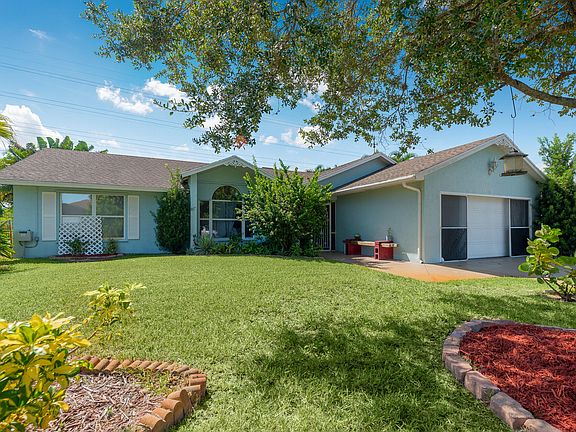 2nd image of 2068 SW Driftwood Street