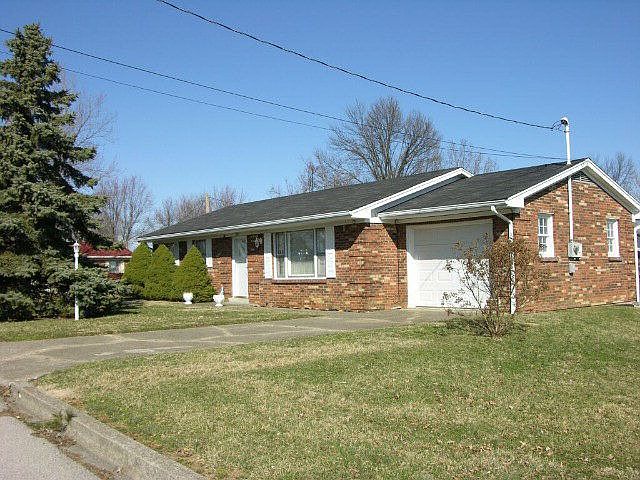 1st image of 125 Dennis St