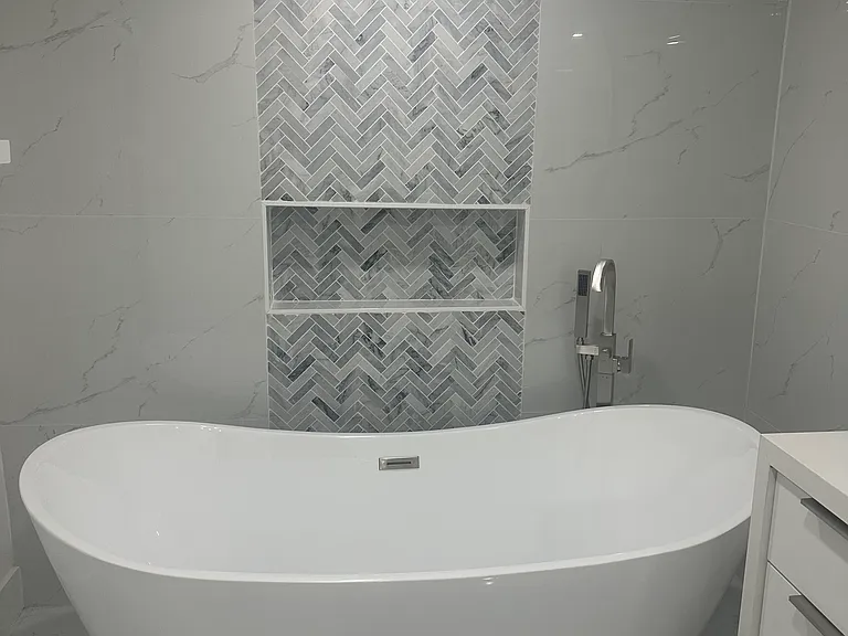 1717 N Bayshore Dr #1146 — Photo 8