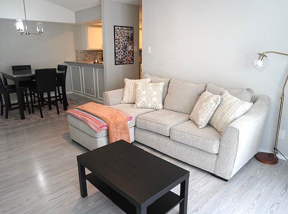 5th image of 3101 Townbluff Dr APT 1021