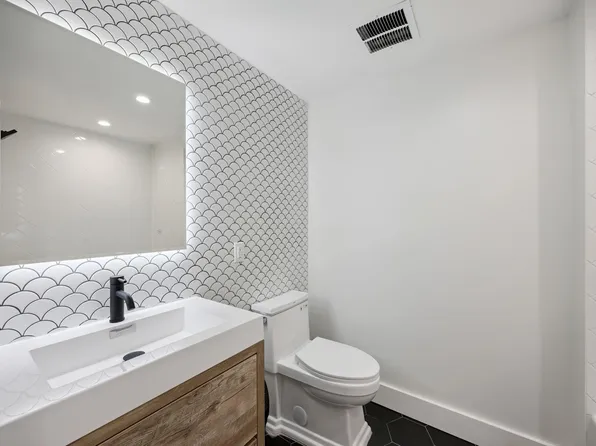 203 3rd Street image 7 of 20