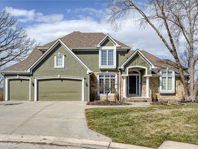 8130 Park View Dr, Parkville, MO, 64152
