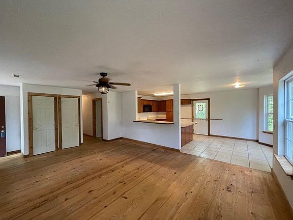 3rd image of 726 Madison St #8300