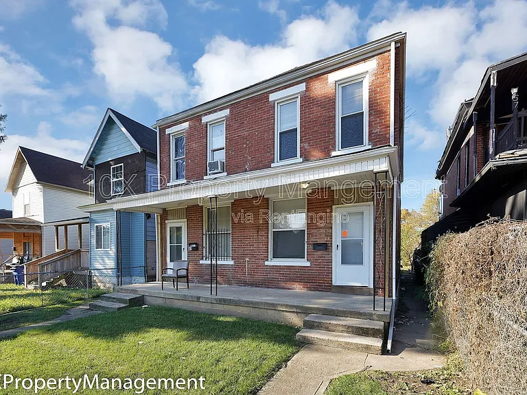 51 N Princeton Ave — Photo 2