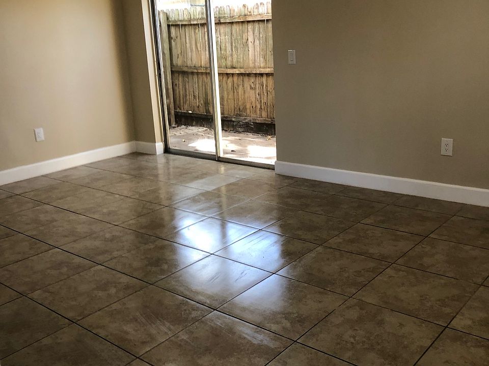 1st image of 5838 Gulf Dr #2