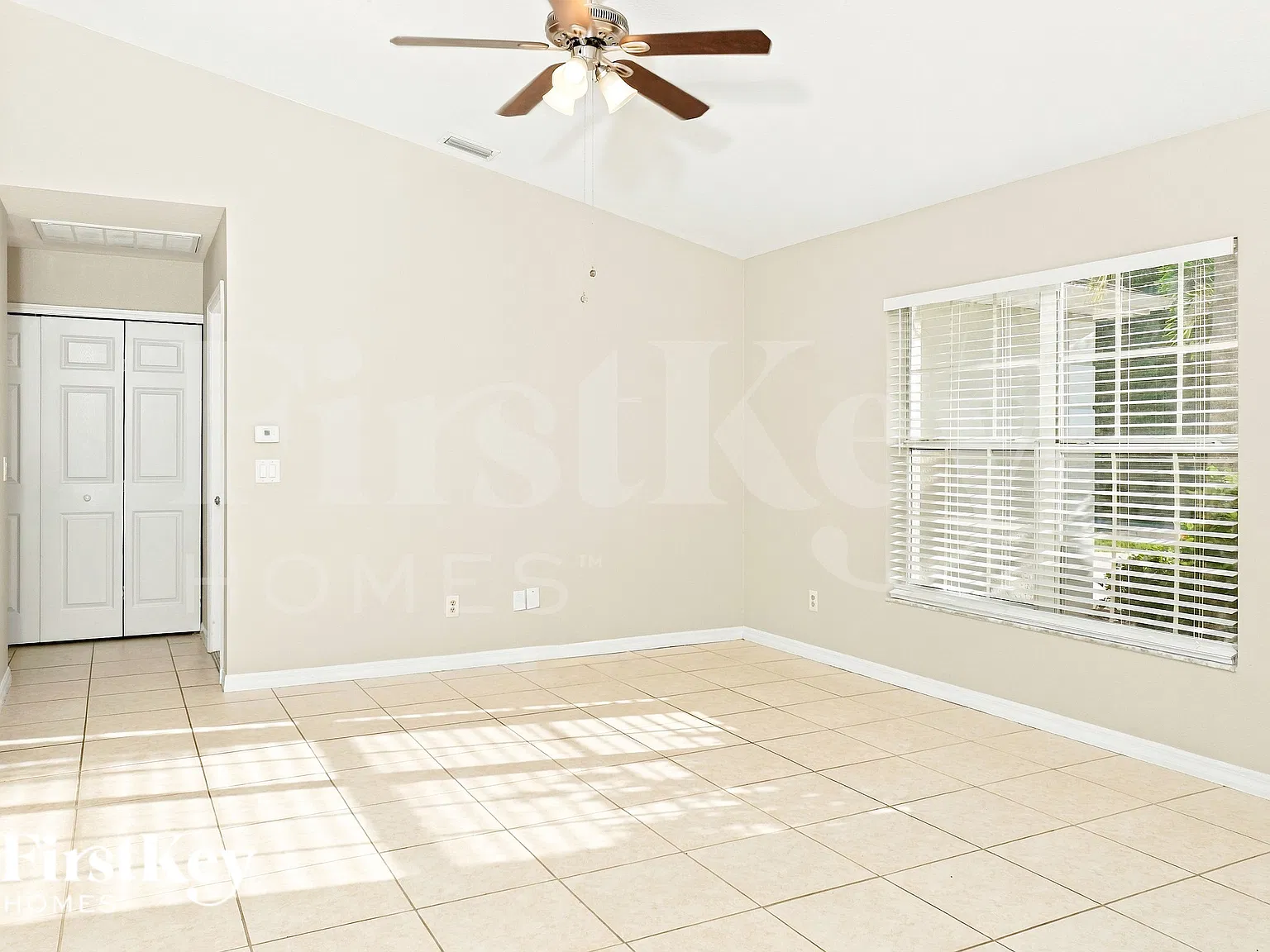 3 bed, 2.0 bath, 1438 sqft, $1,685 — Photo 3