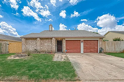 16319 La Luna Dr Photo 1