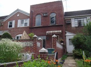 13662 71st Rd, Flushing, NY 11367