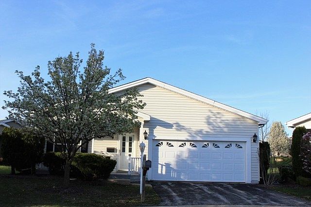 1st image of 3012 Hunt Club Ct