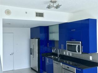 60 SW 13th St APT 3205, Miami, FL 33130