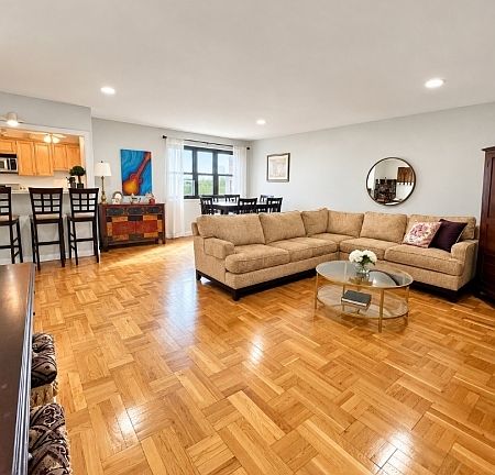 4th image of 208 Anderson St BLDG South #7C