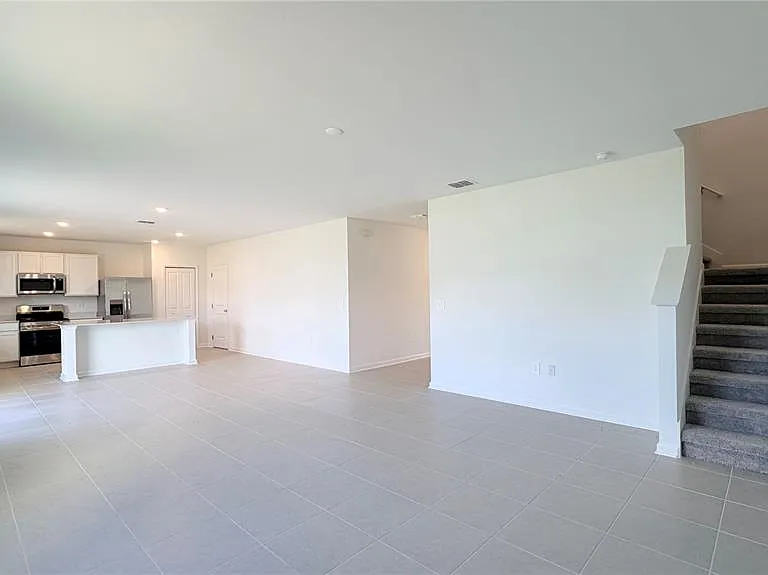 1558 Loxley Trl — Photo 16