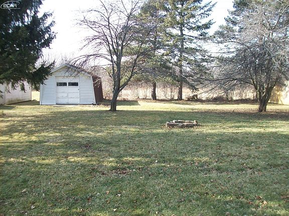3rd image of 2451 Clayward Dr