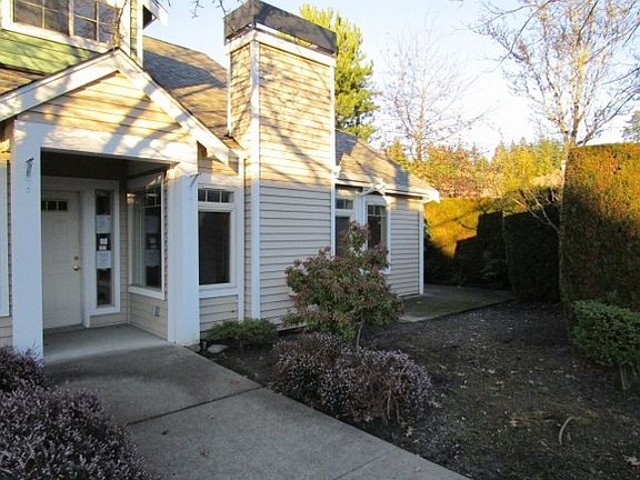 2nd image of 9104 159th Pl NE #504