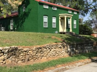 920 South St, Lexington, MO 64067