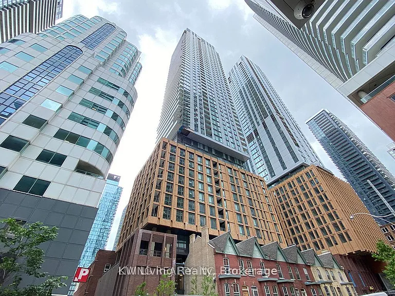 8 Widmer St #2907 — Photo 3
