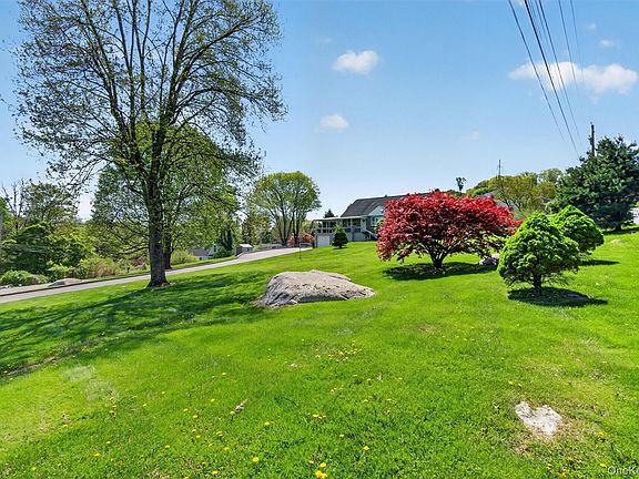 4th image of 31 Brookdale Road