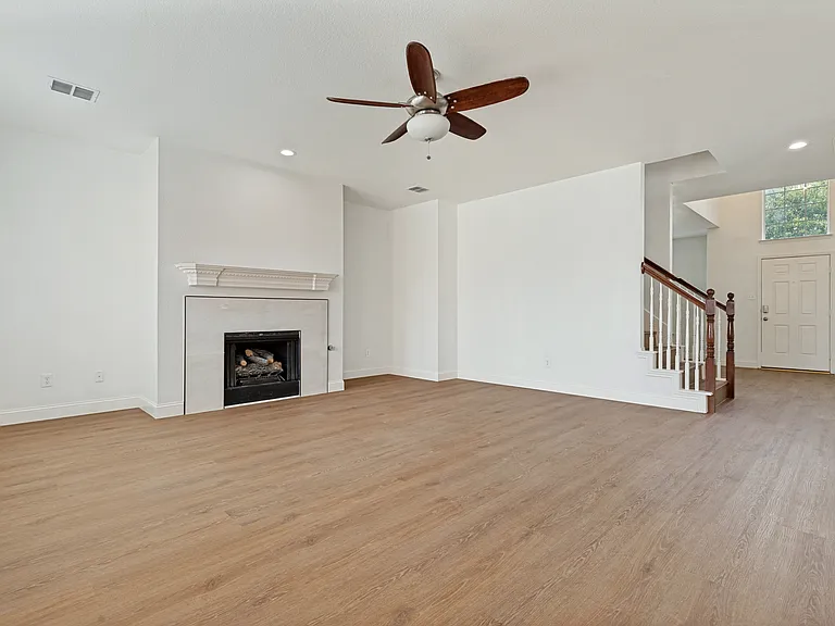 5925 Pine Meadow Ln — Photo 10