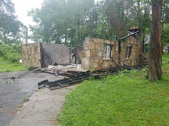 5th image of 193 Cumberland Dr