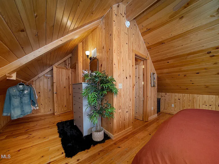 577 Gcr — Photo 30