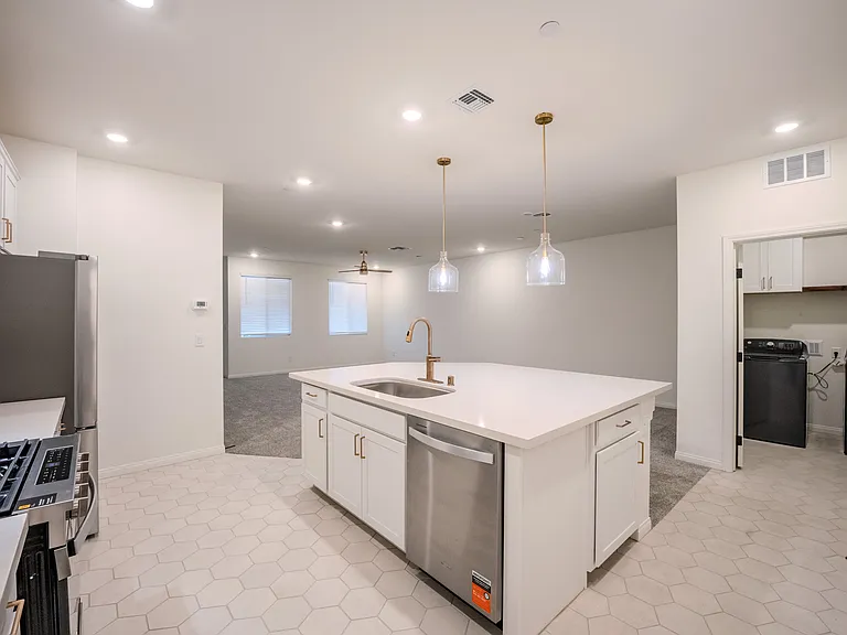 84 Hornbeck Lane - For Rent 2026-12_08072026
