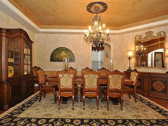 5th image of 1310 Regal Green Ct