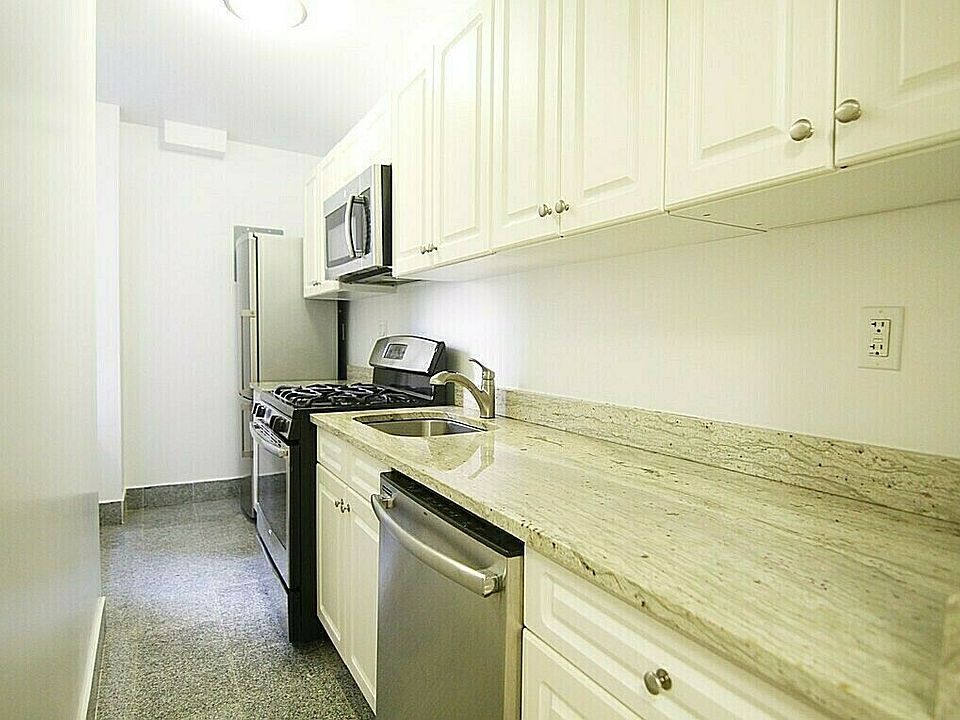 1st image of 66 Saint Nicholas Pl #4B