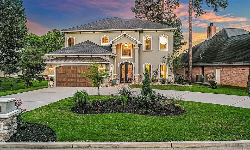 1st image of 2918 Chaucer Drive