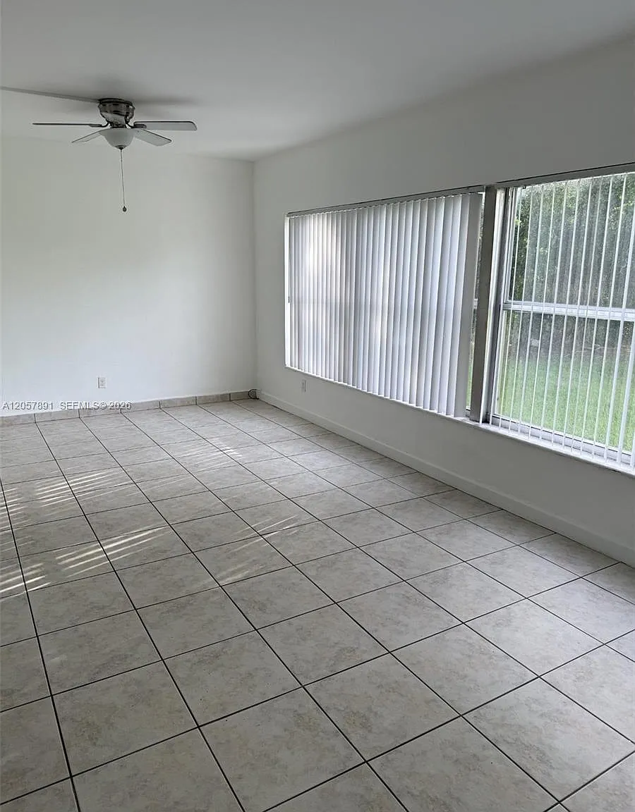 Coral Gables Riviera Sec — Photo 3