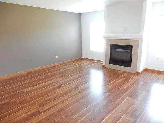 3rd image of 1962 Dove Creek Cir
