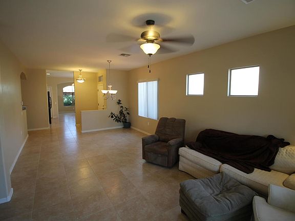 3rd image of 287 W Calle Moncayo
