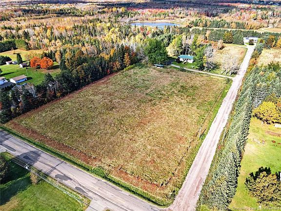 5th image of 18 Jean Maillet Rd