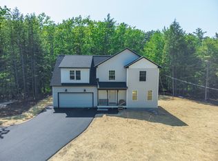 18 Treasure Ln, Windham, ME 04062