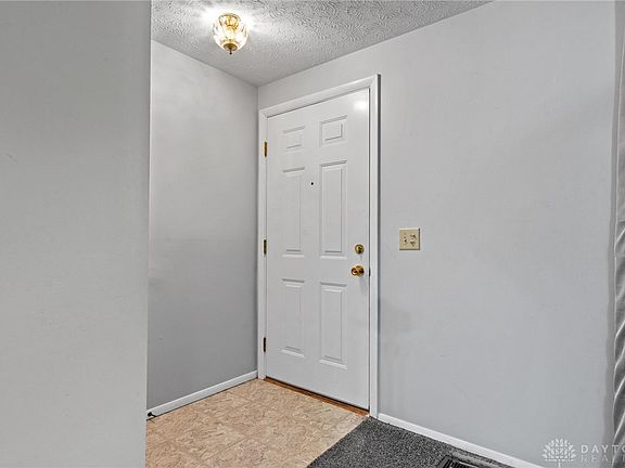 5th image of 4241 Hanover Dr