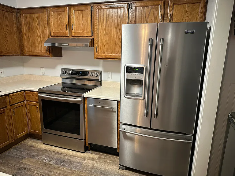 1621 Southridge Dr — Photo 25