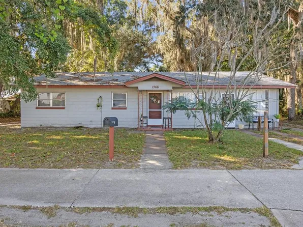 1366 SE Baya Dr, Lake City, FL 32025