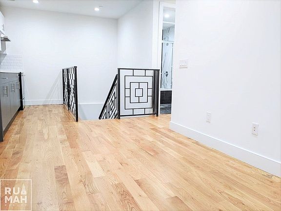 2nd image of 139 Woodbine St #1F