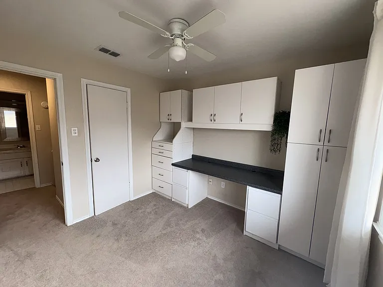 2622 Custer Pkwy #D — Photo 10