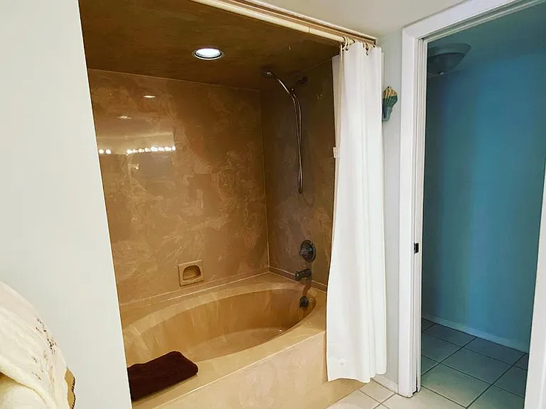 9650 S Ocean Dr — Photo 18