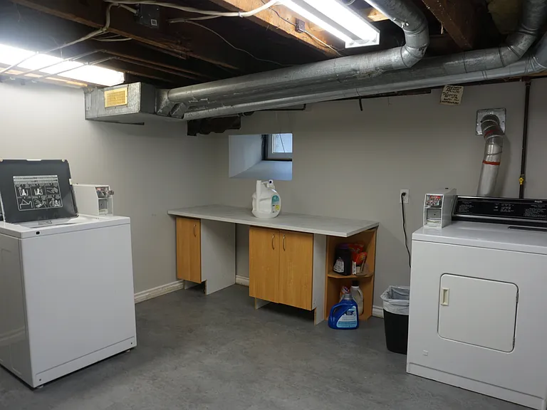 115 Cartier St #2 — Photo 3