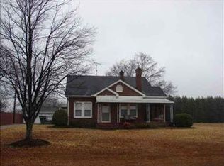 2240 Bishop Rd, Inman, SC 29349
